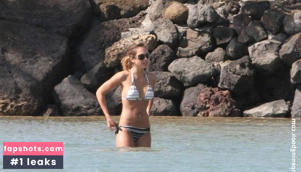 Jessica Alba gallery photo #2712