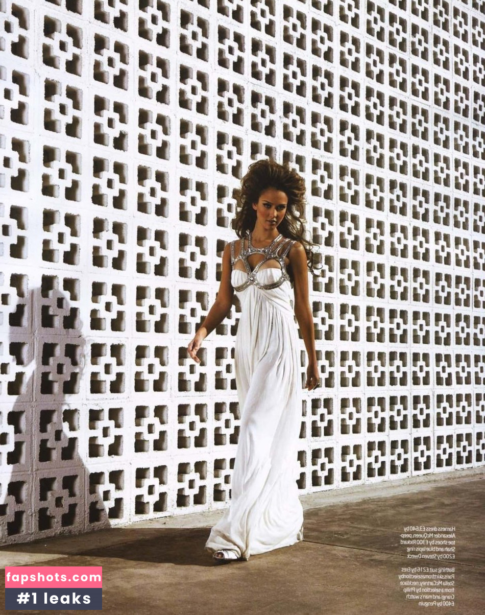Jessica Alba gallery photo #2717