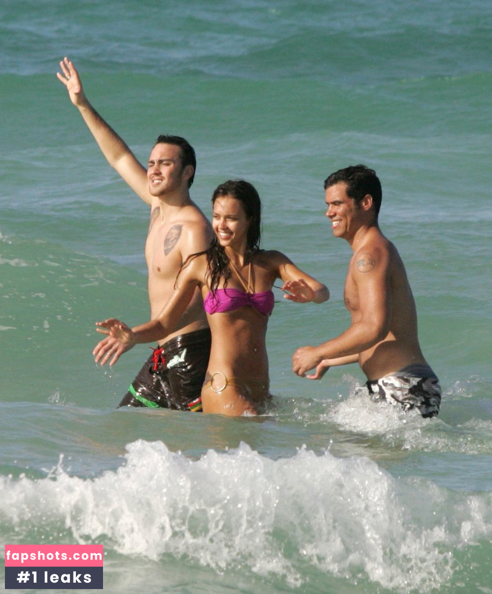 Jessica Alba gallery photo #2875