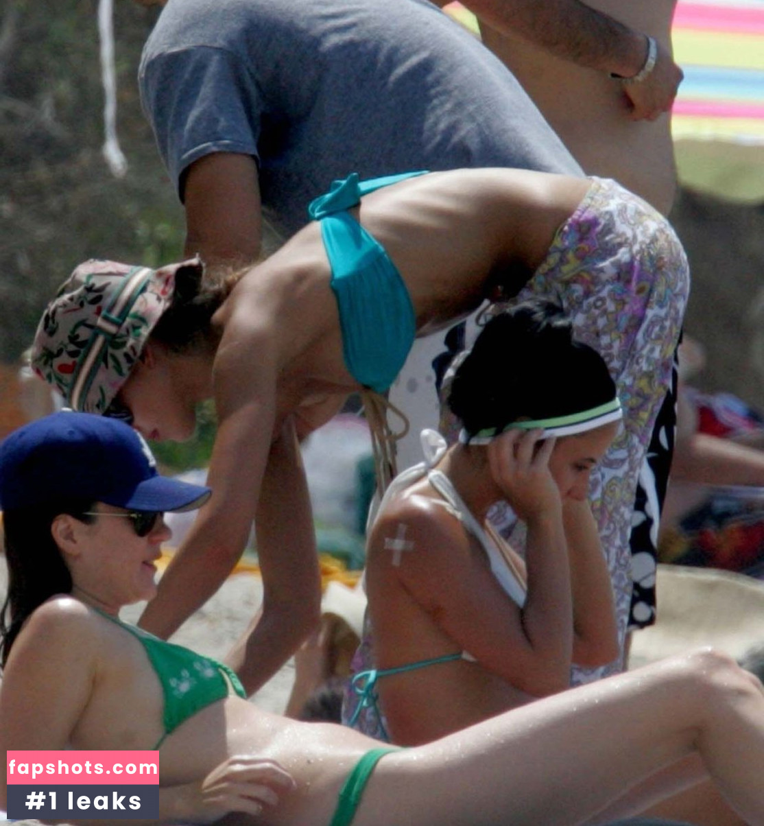 Jessica Alba gallery photo #2897