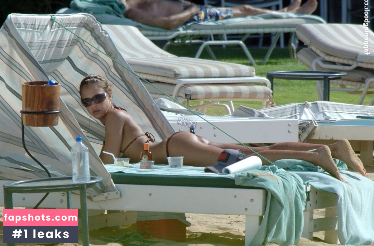 Jessica Alba gallery photo #3243