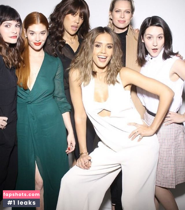 Jessica Alba gallery photo #3401