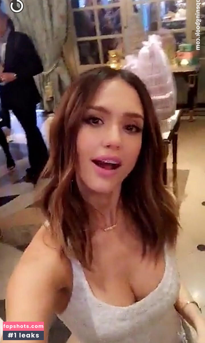 Jessica Alba gallery photo #3416