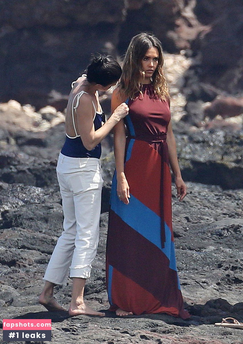 Jessica Alba gallery photo #3473