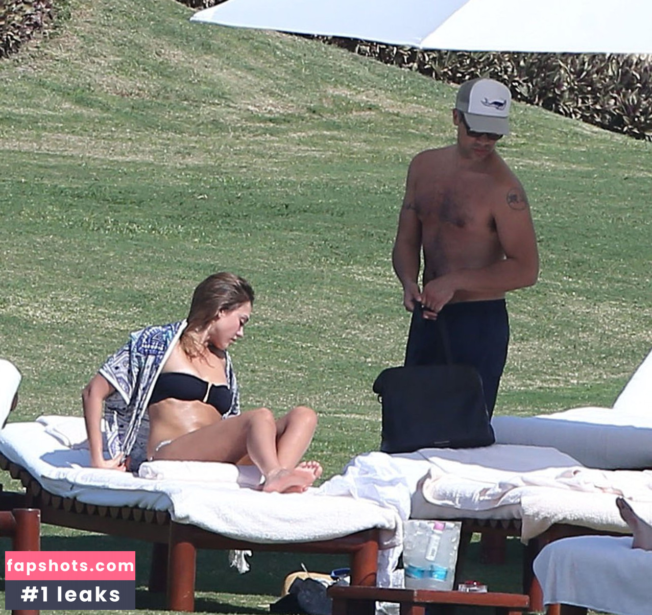 Jessica Alba gallery photo #3616