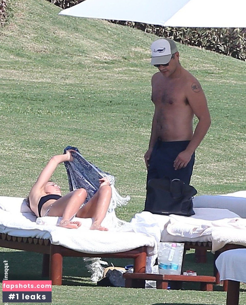 Jessica Alba gallery photo #3619