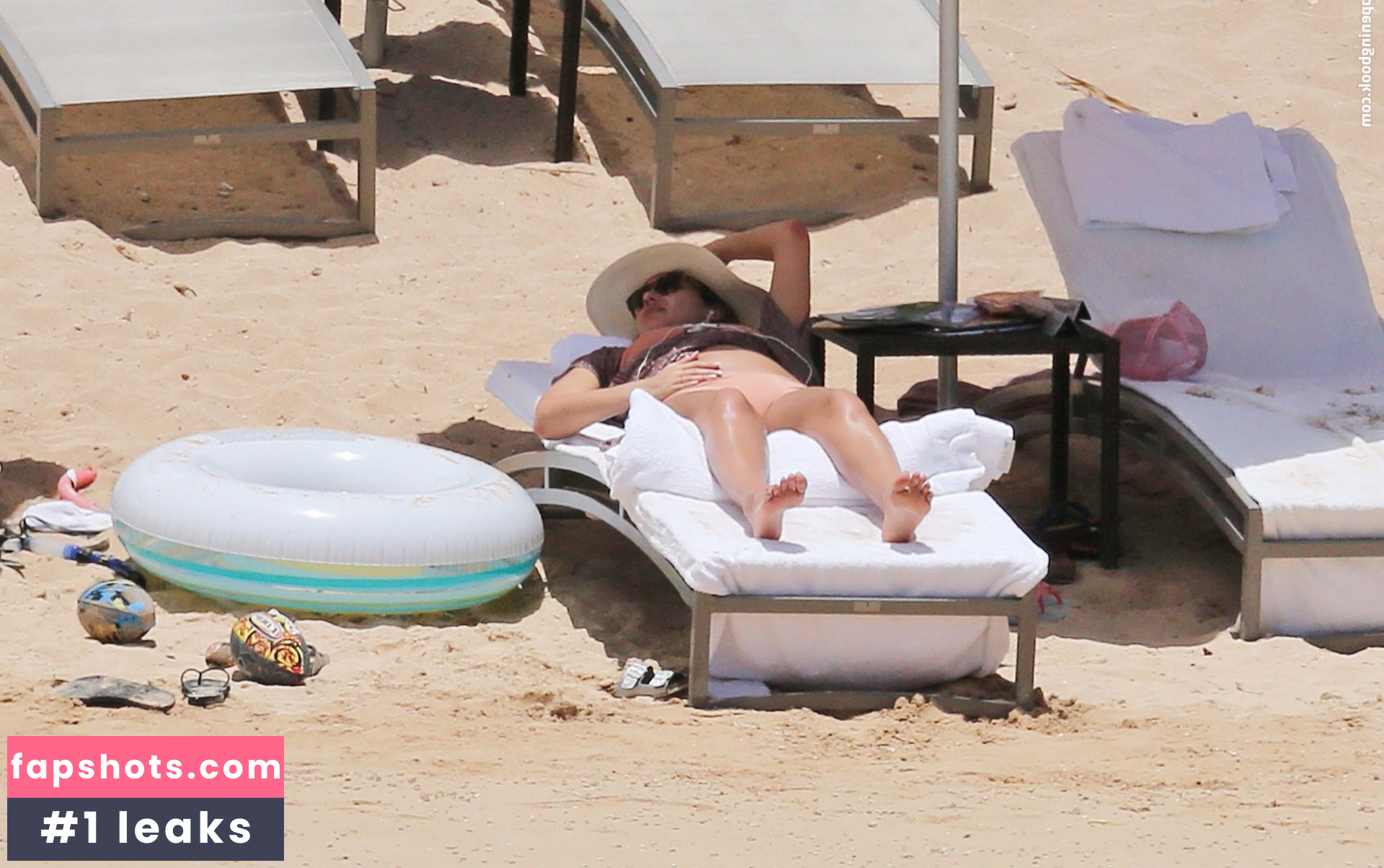 Jessica Alba gallery photo #3659