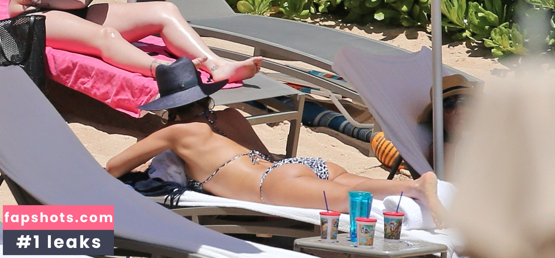 Jessica Alba gallery photo #3685