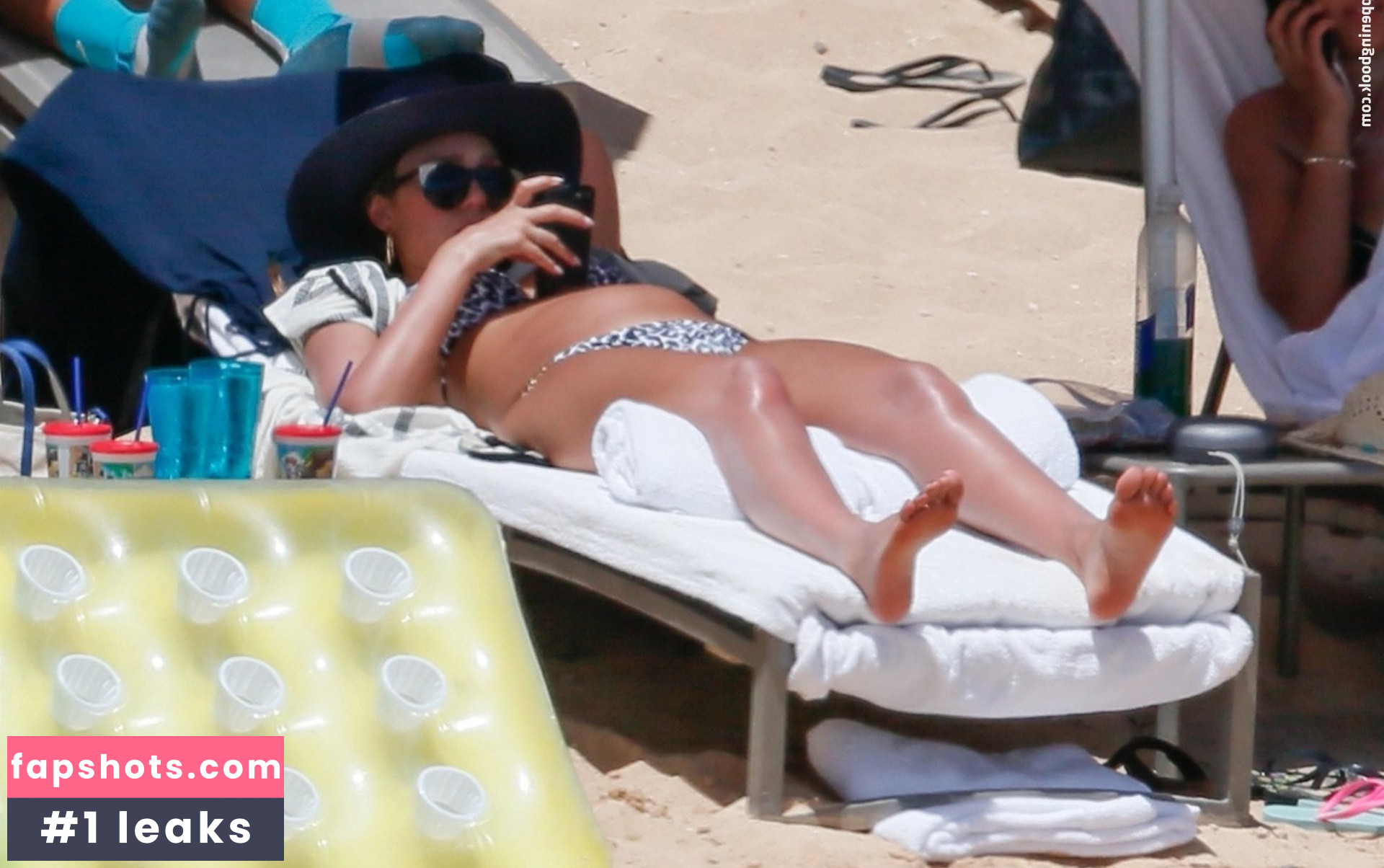 Jessica Alba gallery photo #3708