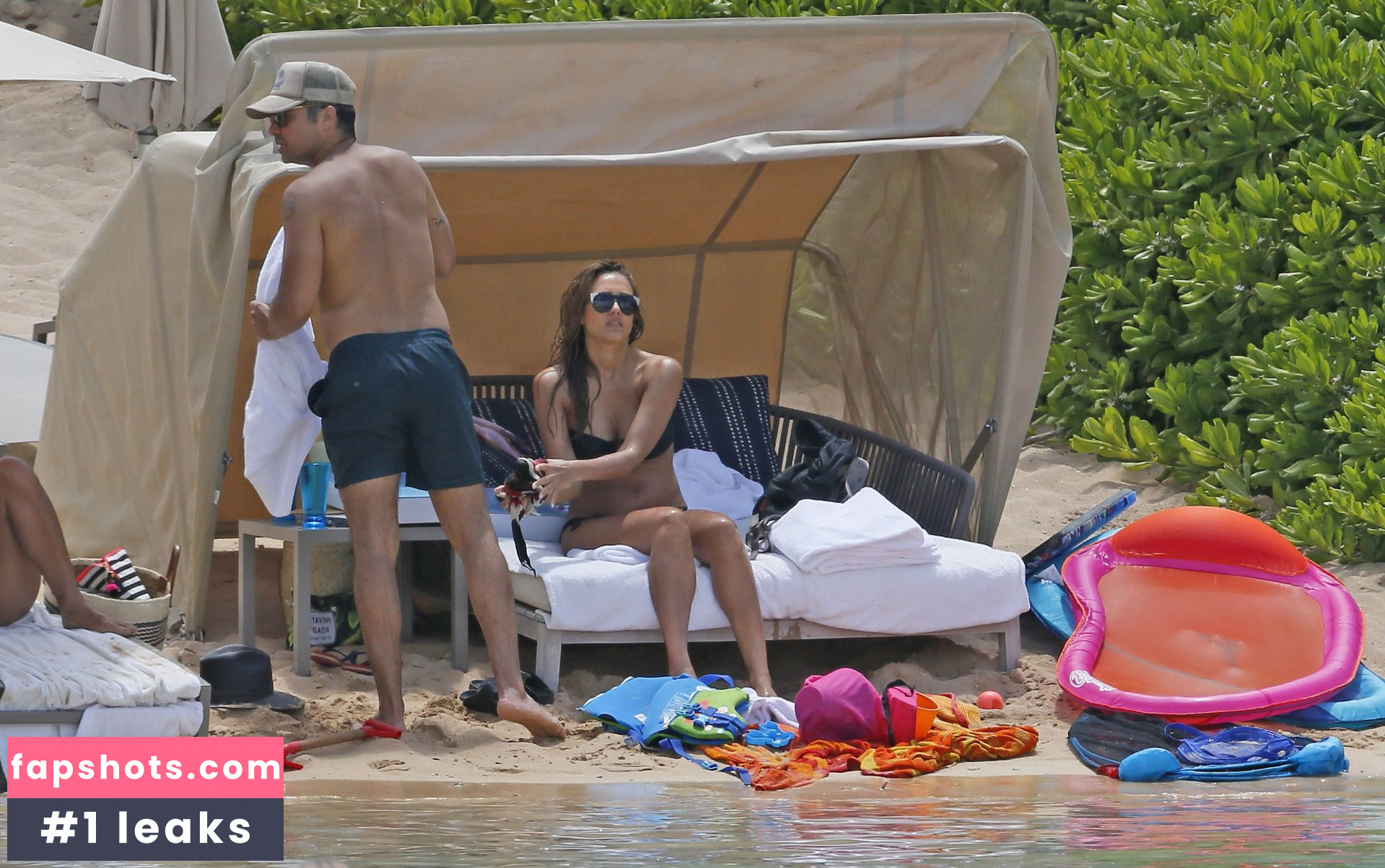 Jessica Alba gallery photo #3724