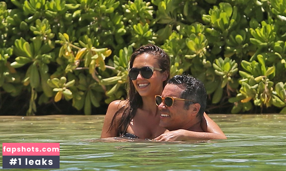 Jessica Alba gallery photo #3729