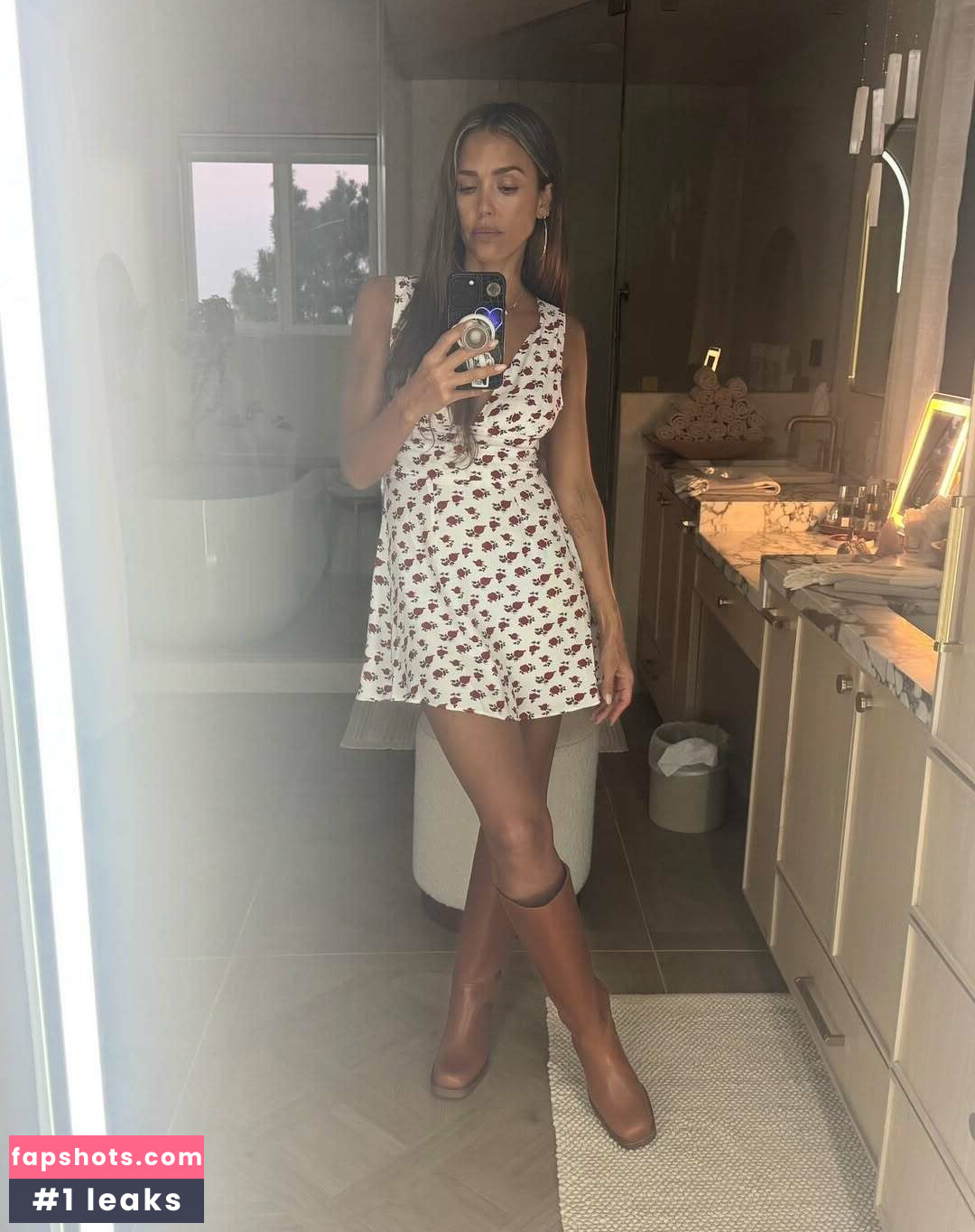 Jessica Alba gallery photo #49