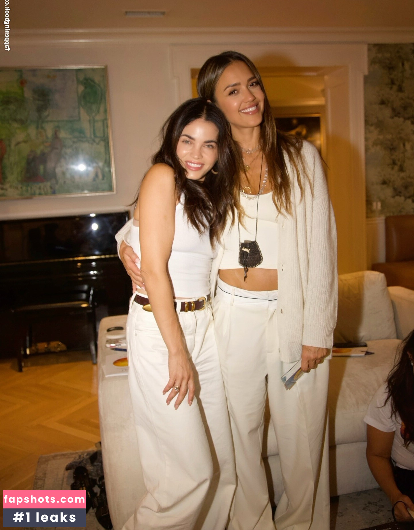 Jessica Alba gallery photo #56