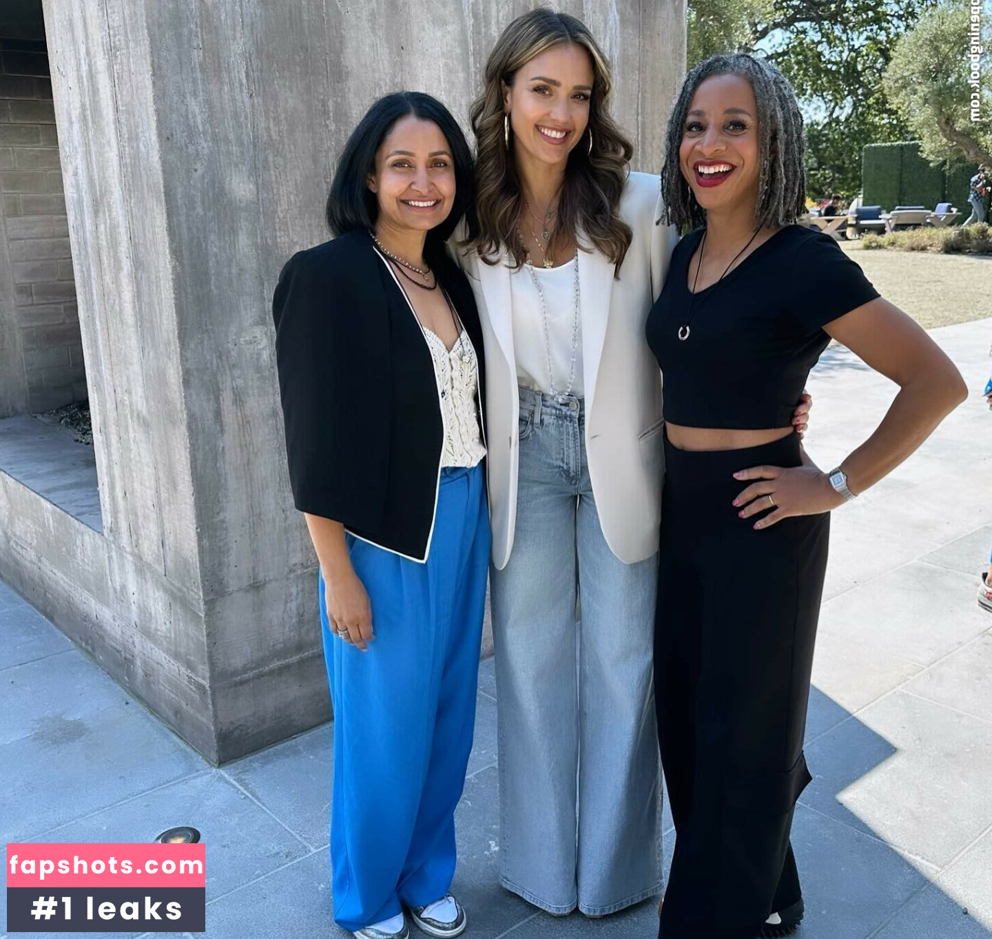 Jessica Alba gallery photo #873