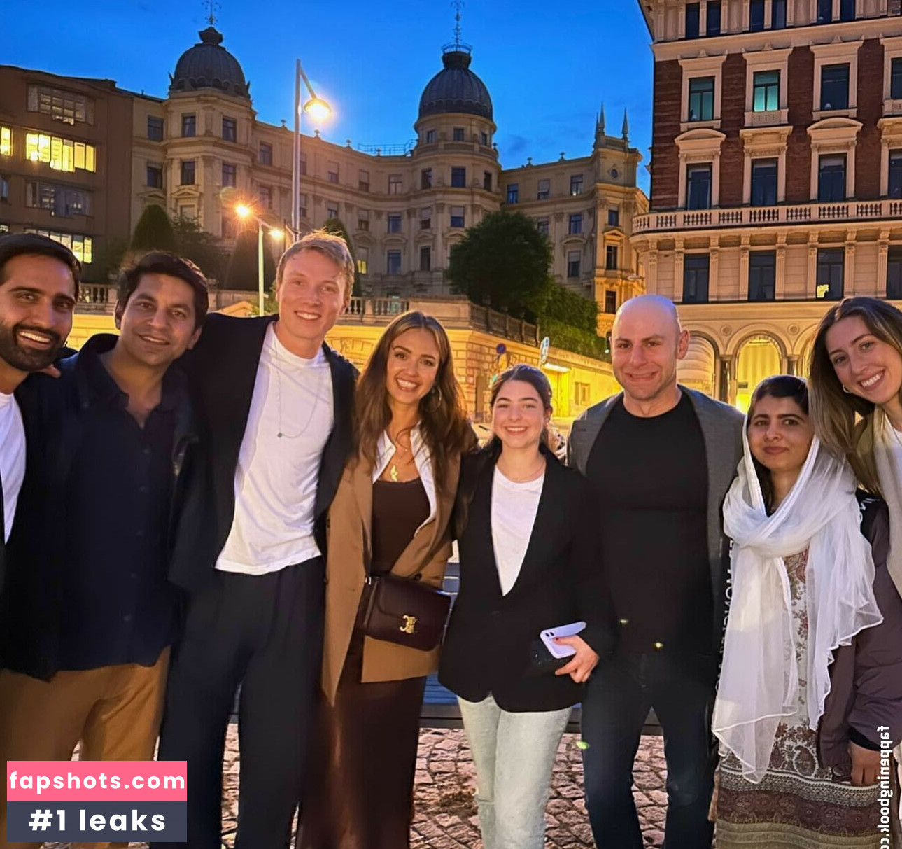 Jessica Alba gallery photo #875