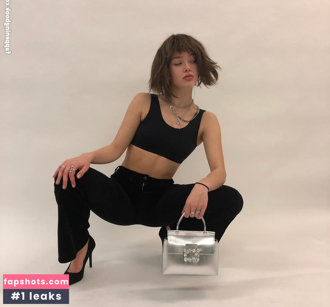 Jessica Alexander gallery photo #40