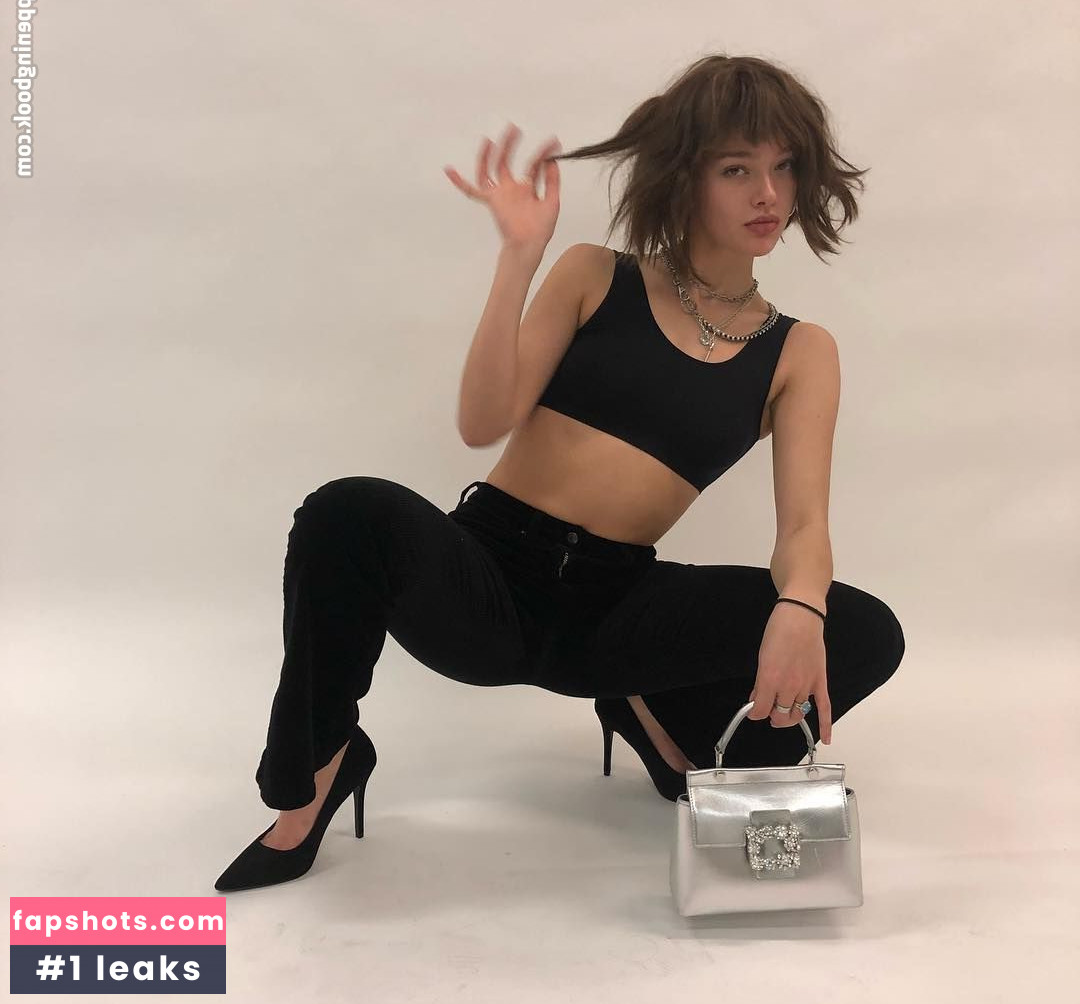 Jessica Alexander gallery photo #44