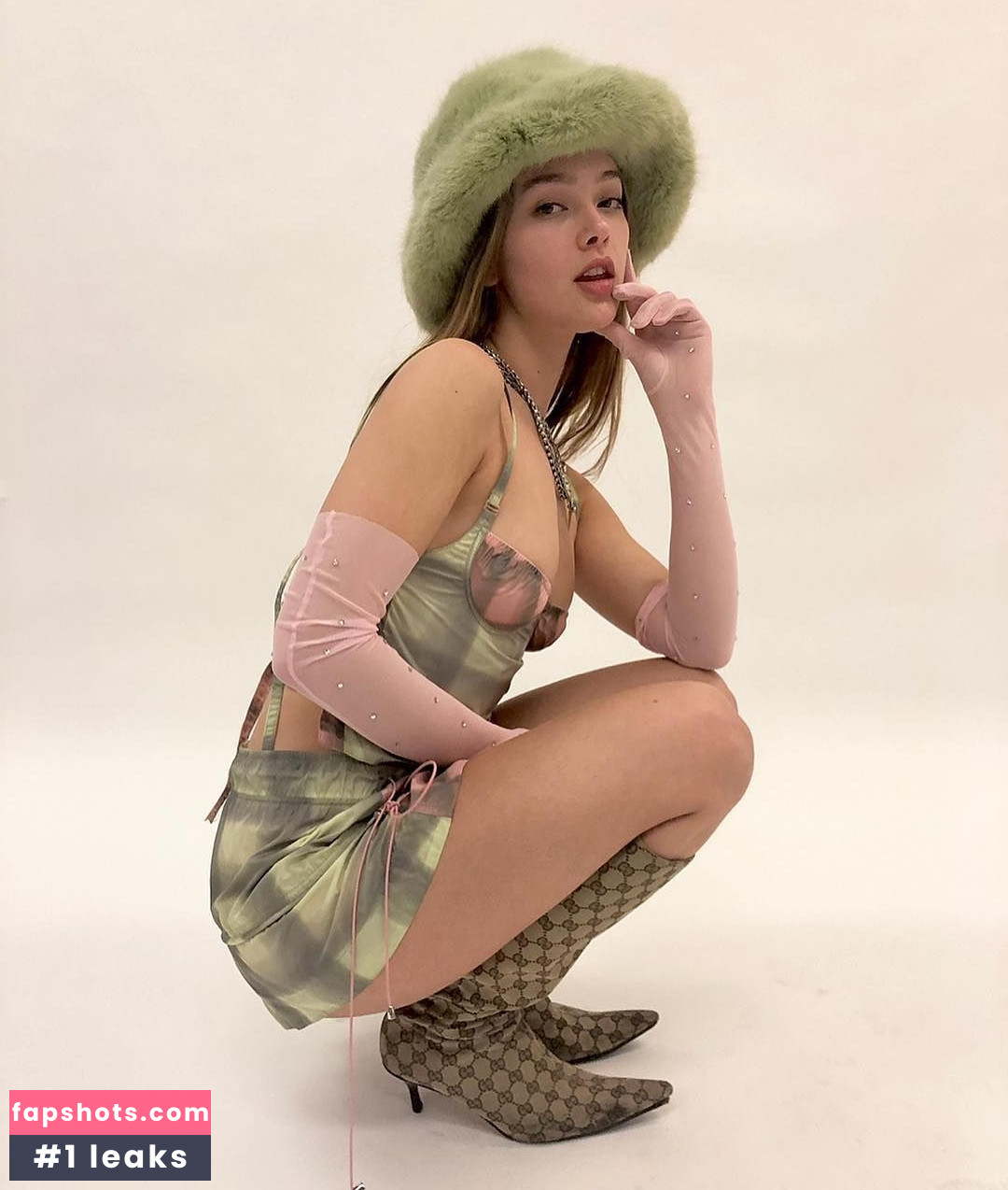 Jessica Alexander gallery photo #49