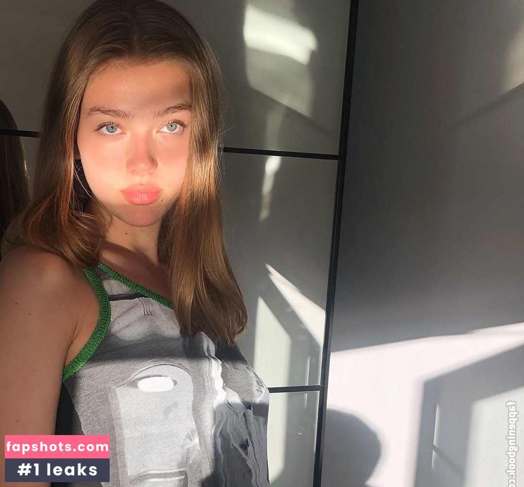 Jessica Alexander gallery photo #50