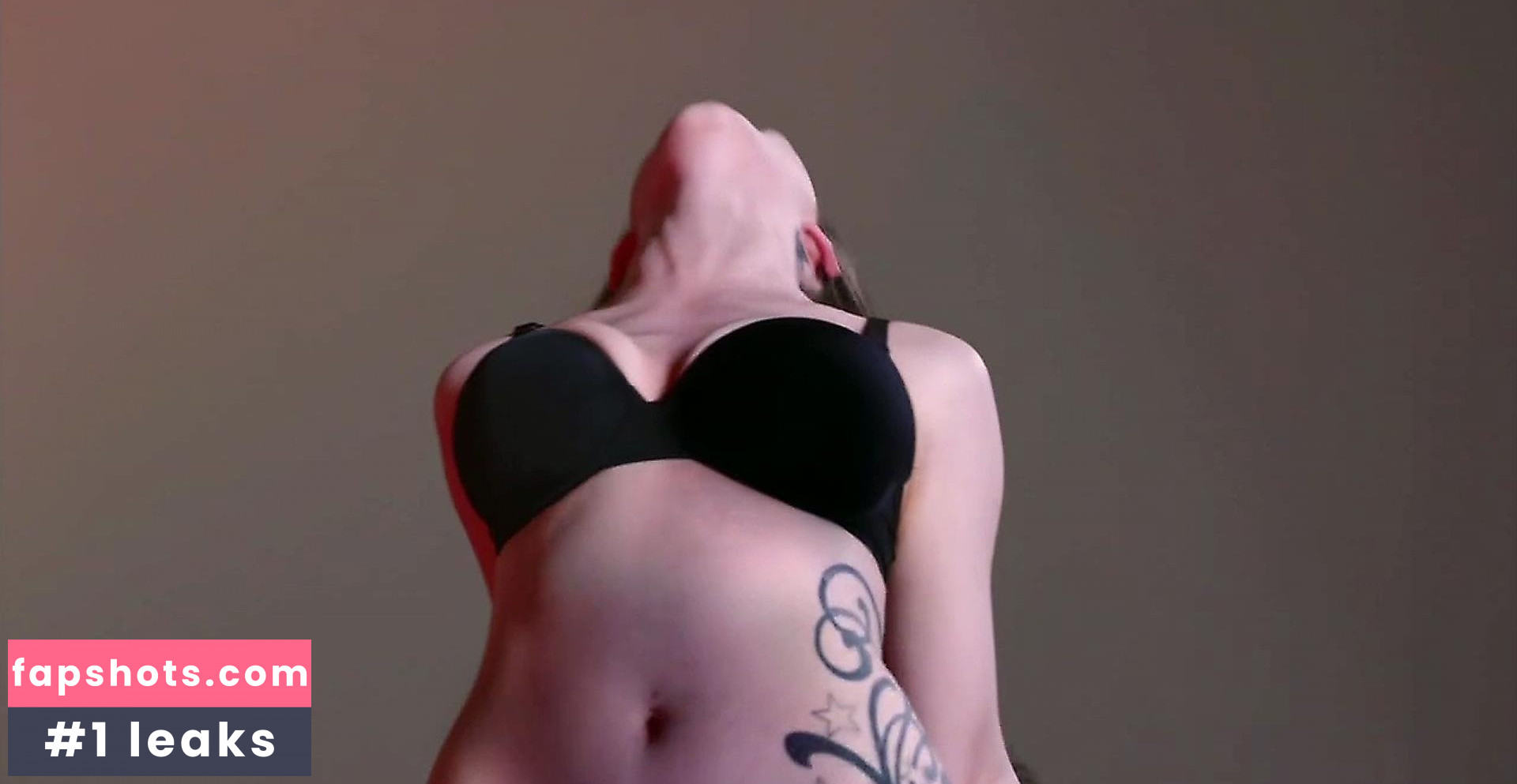 Jessica Ann Brownlie gallery photo #9