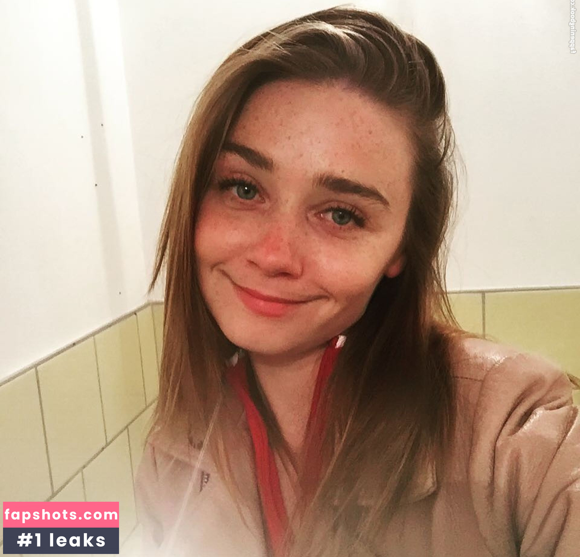 Jessica Barden gallery photo #12