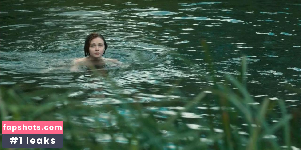 Jessica Barden gallery photo #117