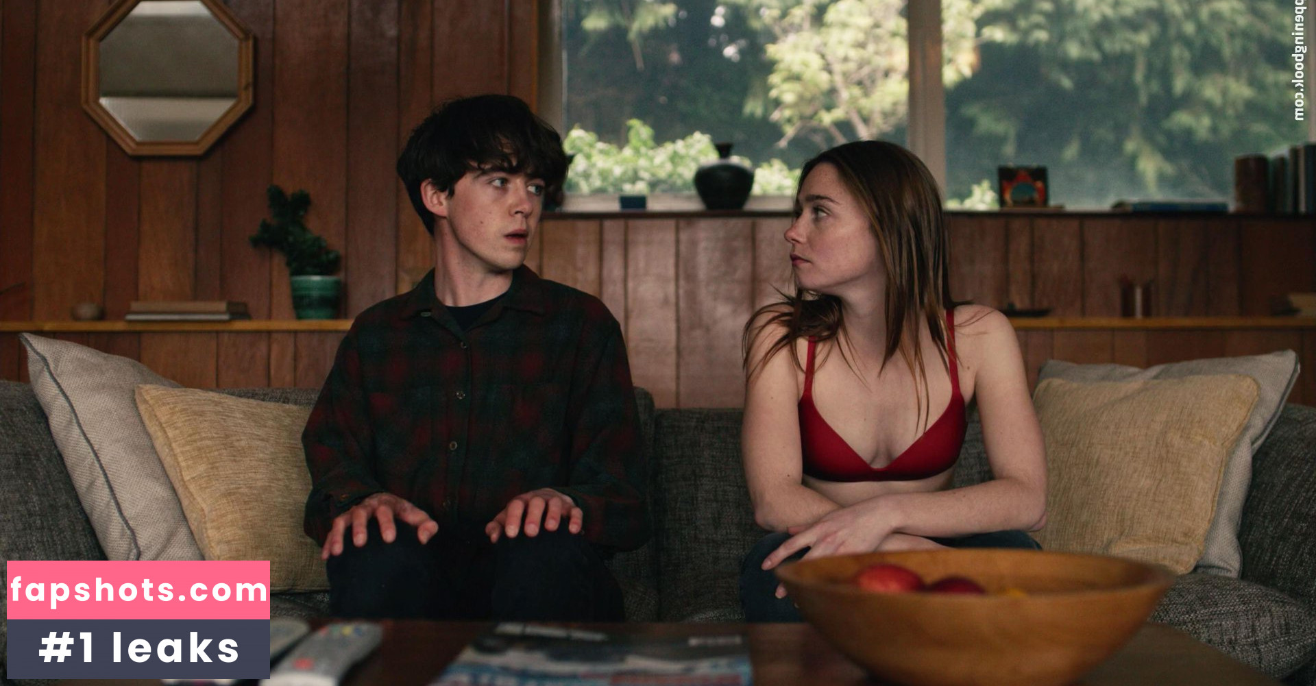 Jessica Barden gallery photo #136