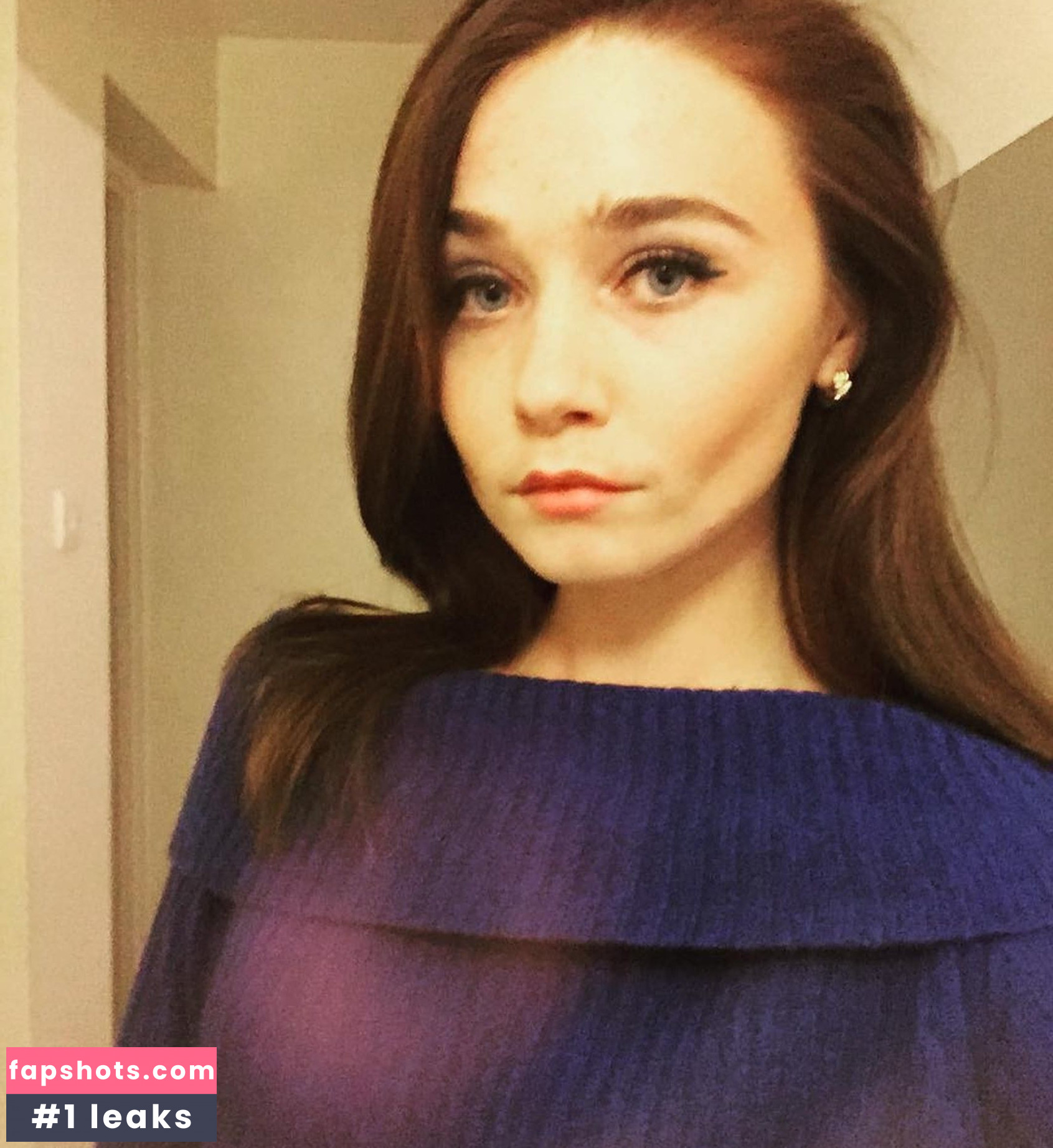 Jessica Barden gallery photo #30