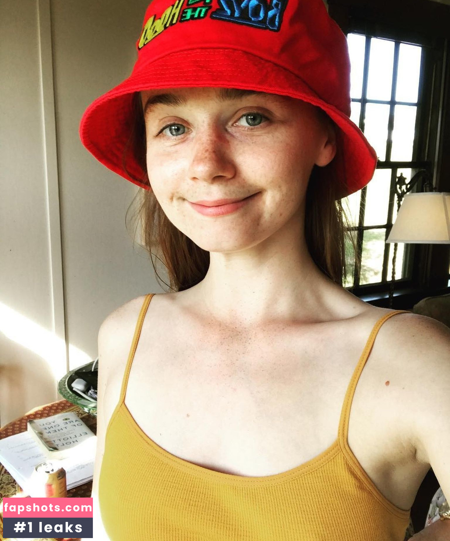 Jessica Barden gallery photo #33