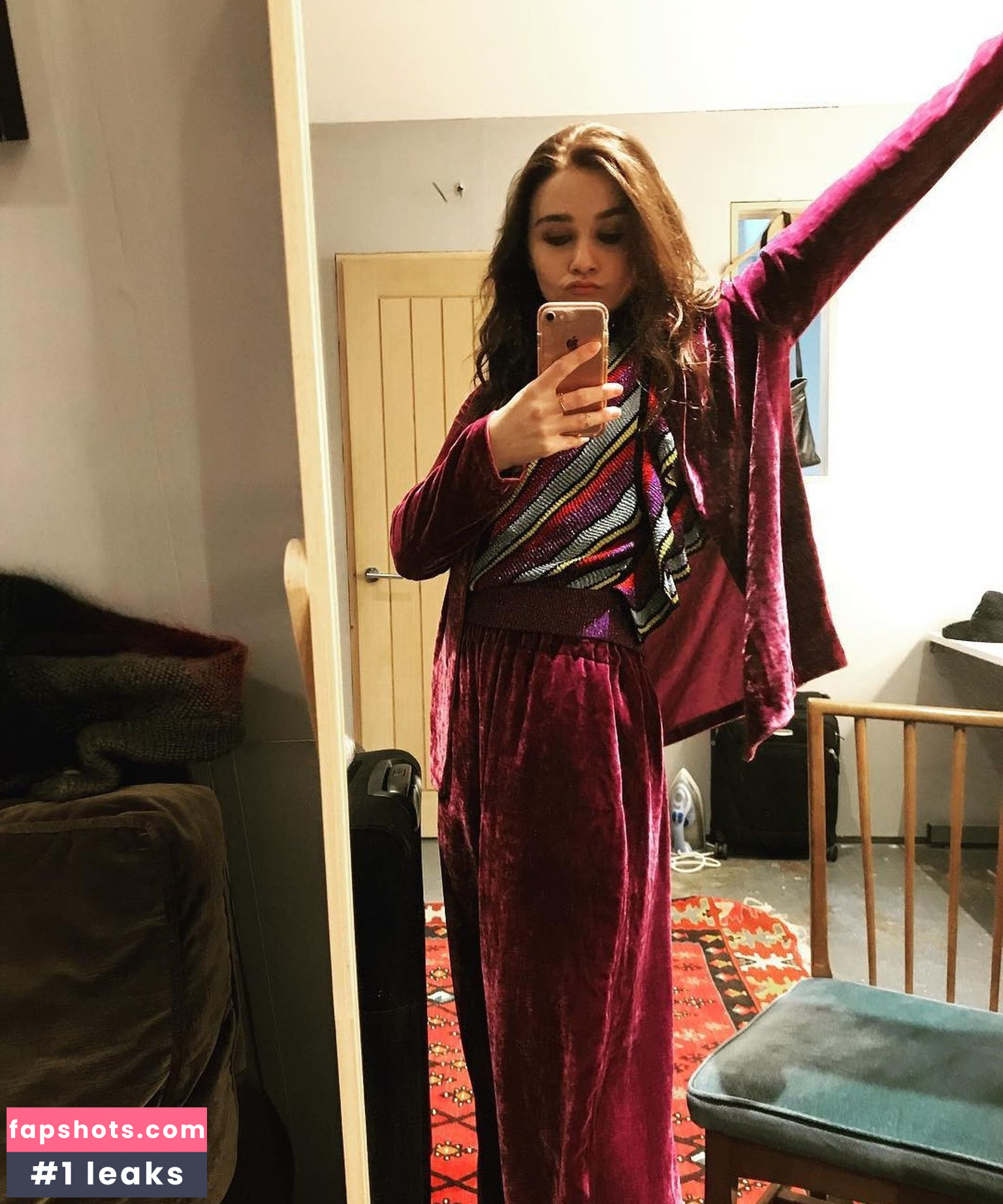 Jessica Barden gallery photo #43