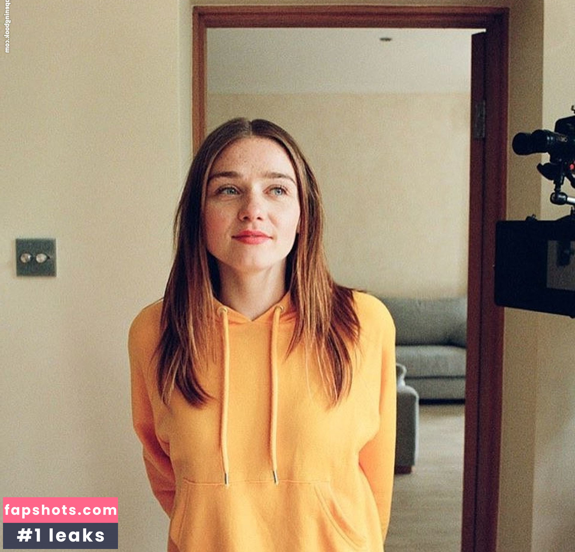 Jessica Barden gallery photo #44