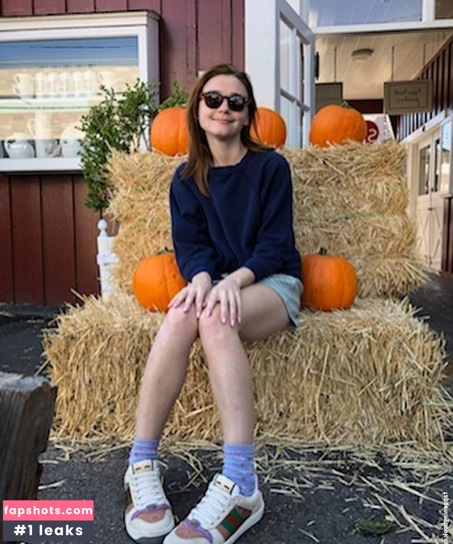 Jessica Barden gallery photo #45