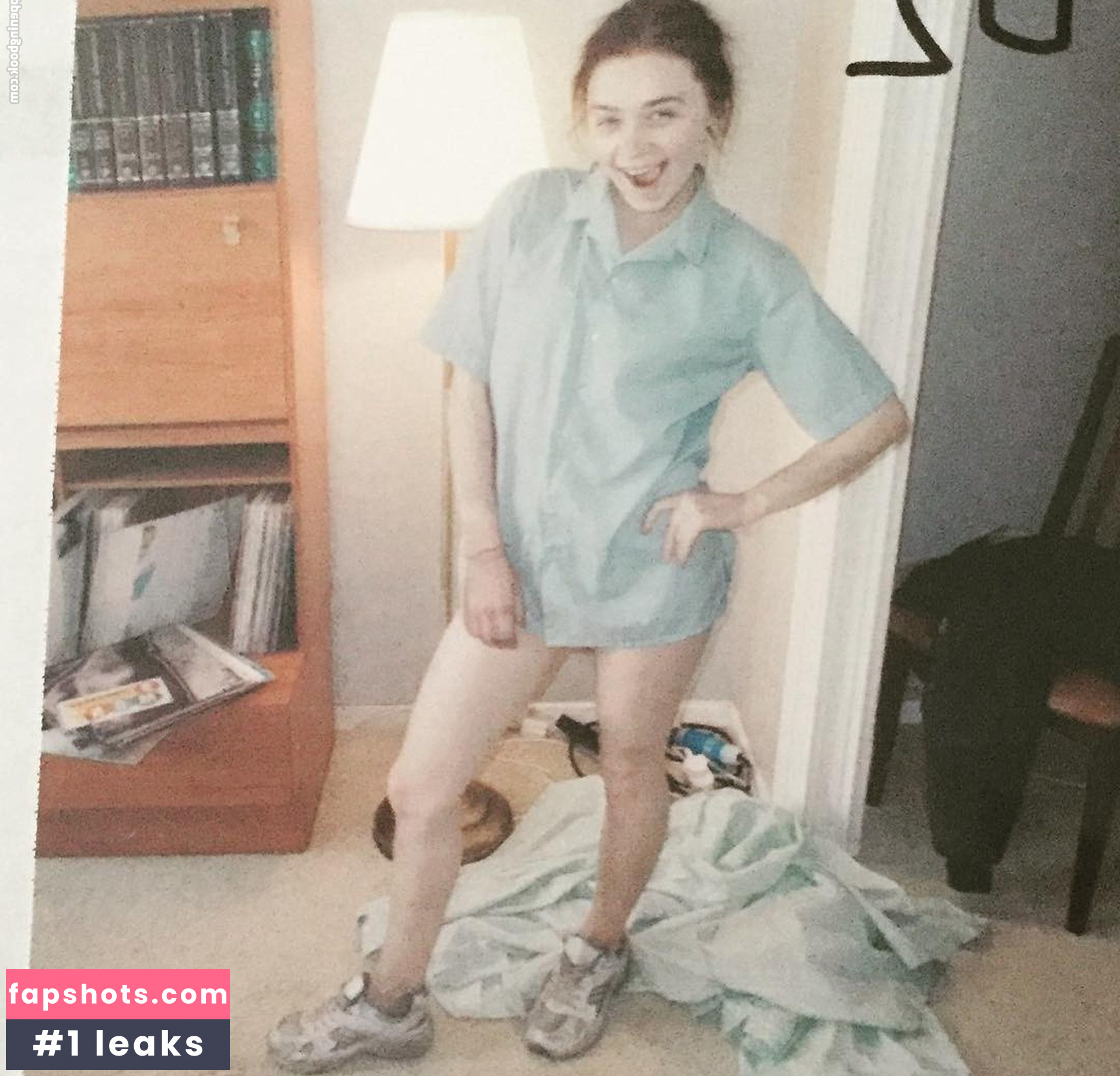 Jessica Barden gallery photo #48