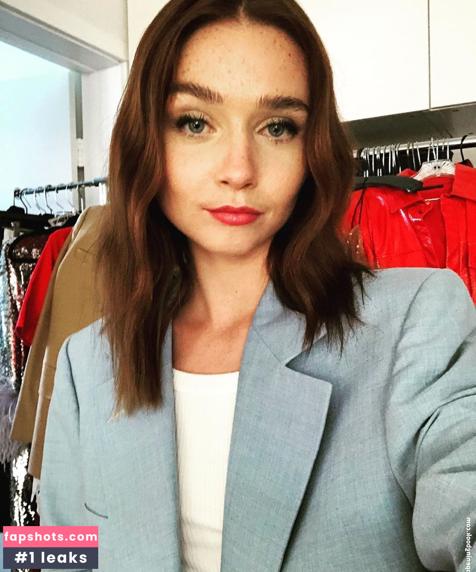 Jessica Barden gallery photo #51