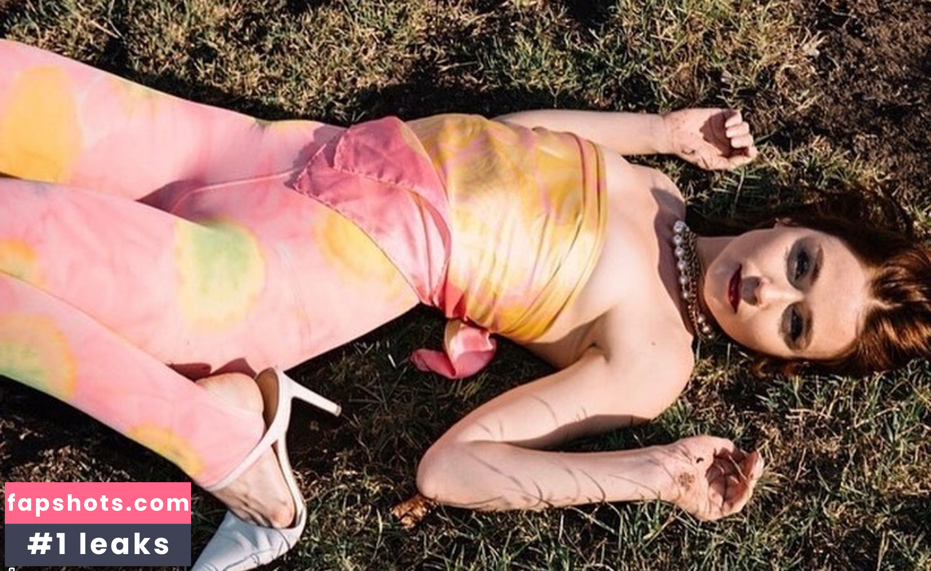 Jessica Barden gallery photo #52