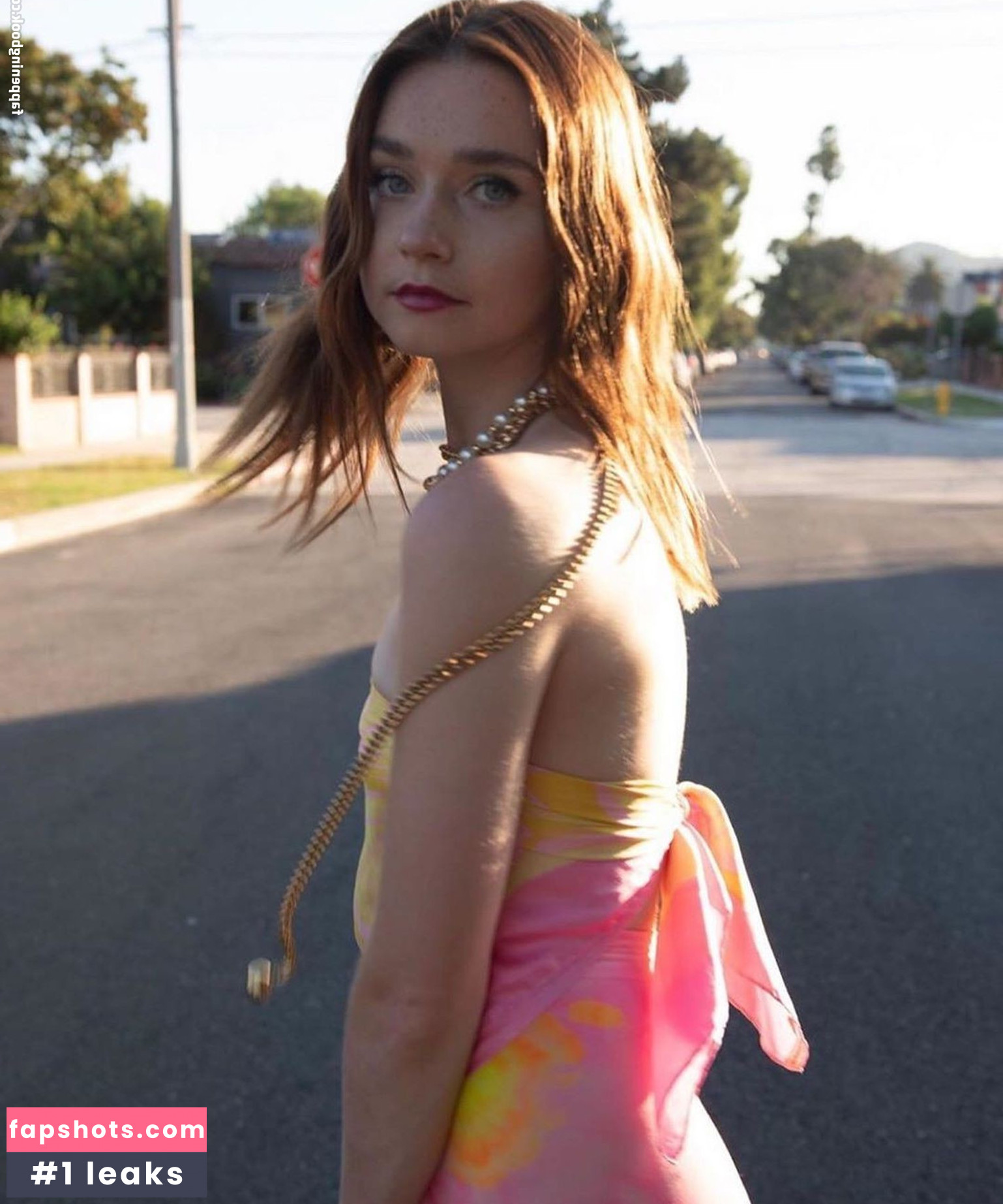 Jessica Barden gallery photo #10