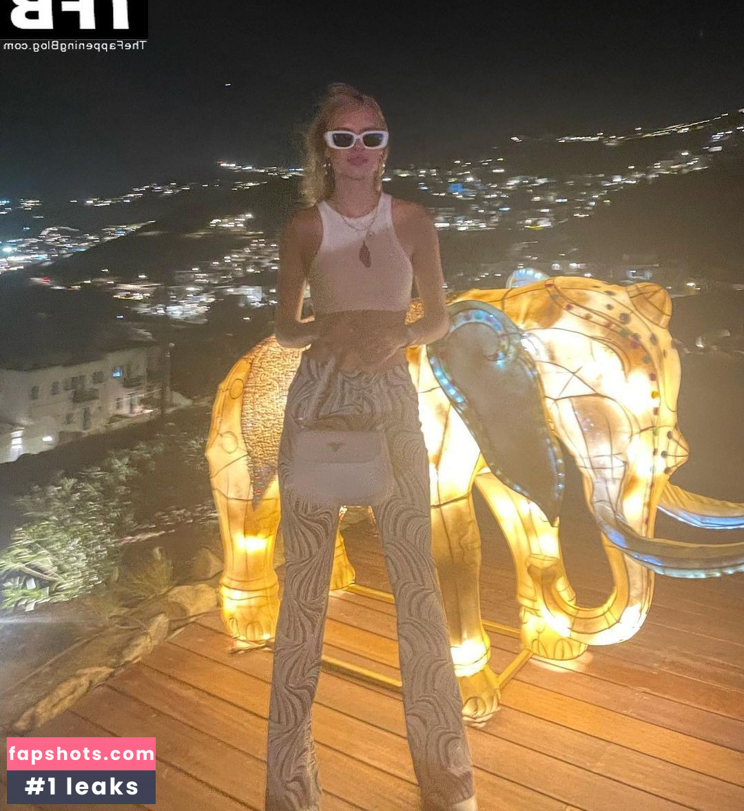 Jessica Belkin gallery photo #28