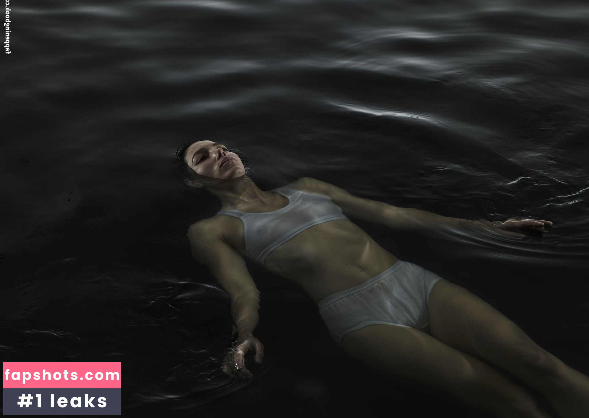 Jessica Biel gallery photo #1073