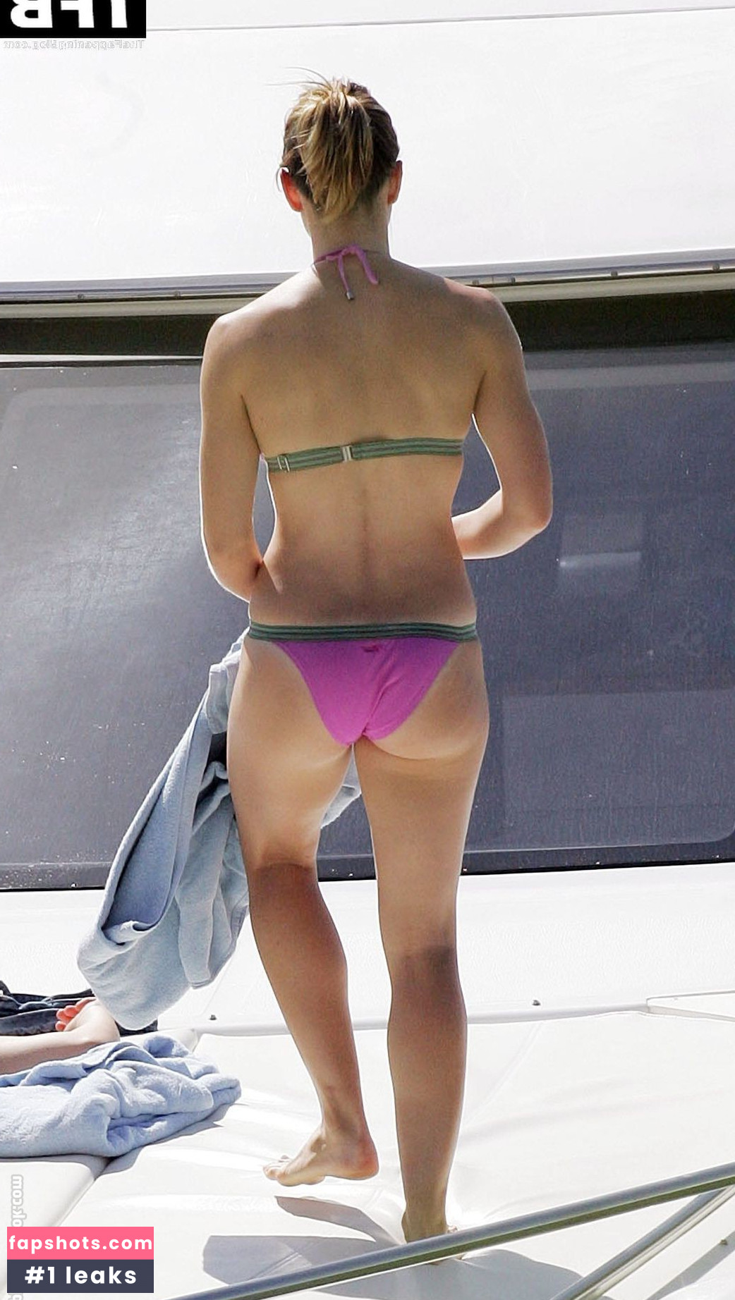 Jessica Biel gallery photo #1242