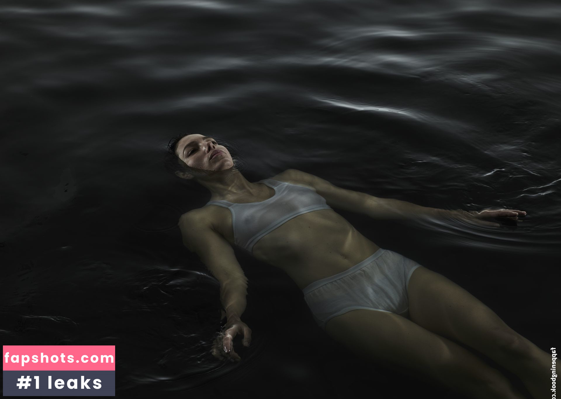 Jessica Biel gallery photo #1296