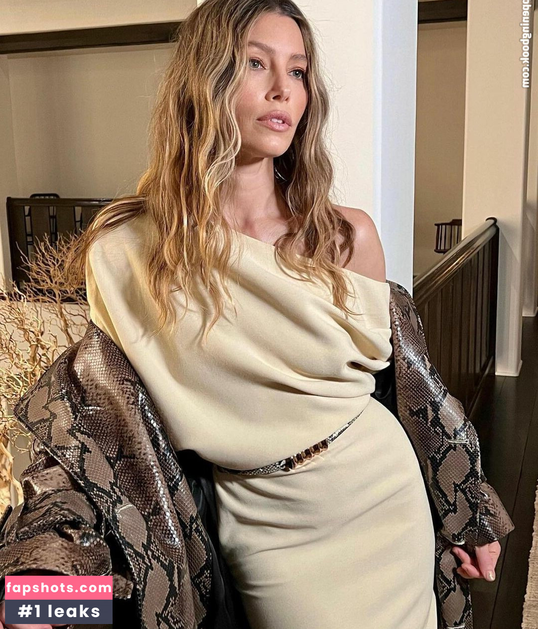 Jessica Biel gallery photo #208