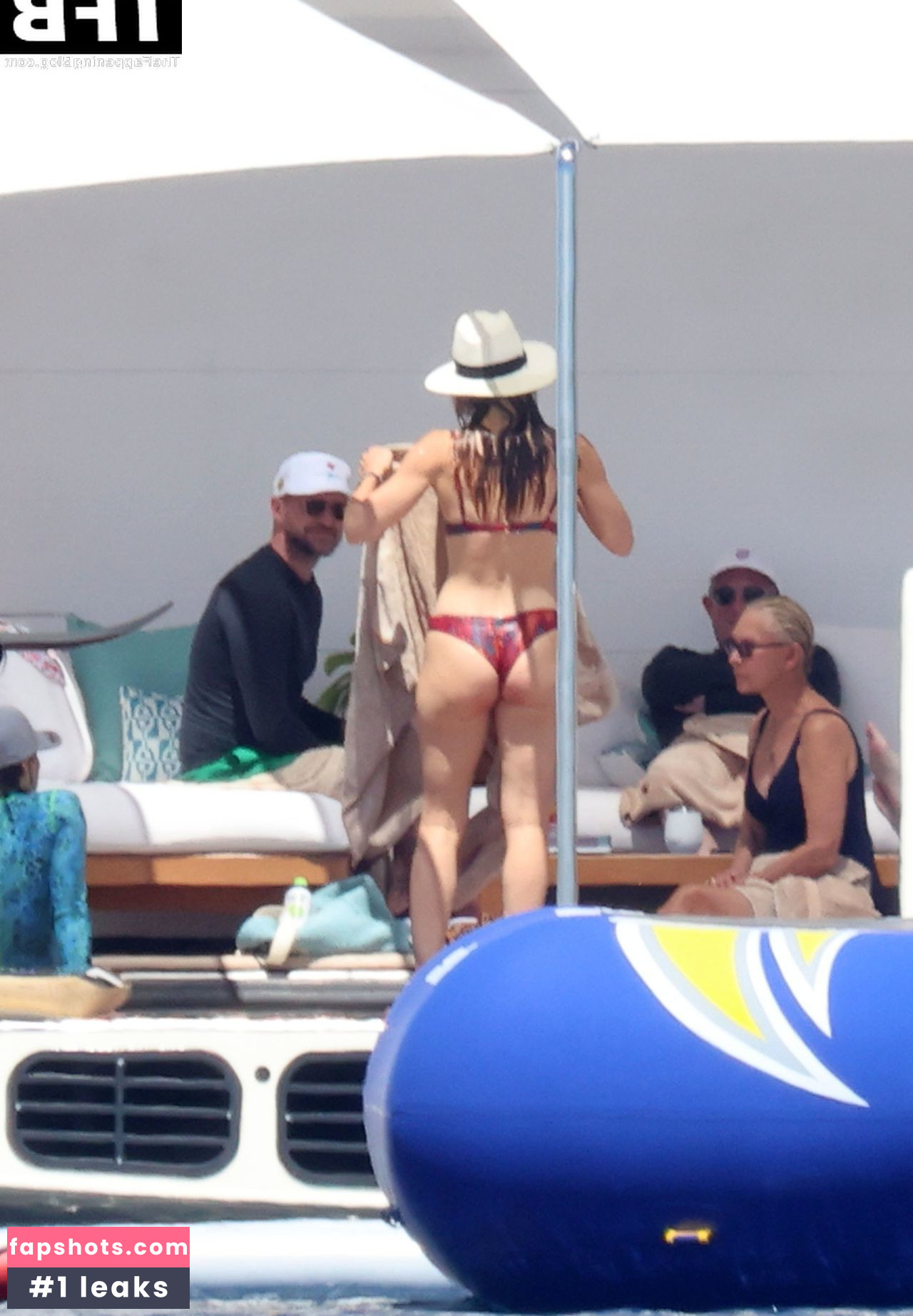 Jessica Biel gallery photo #301