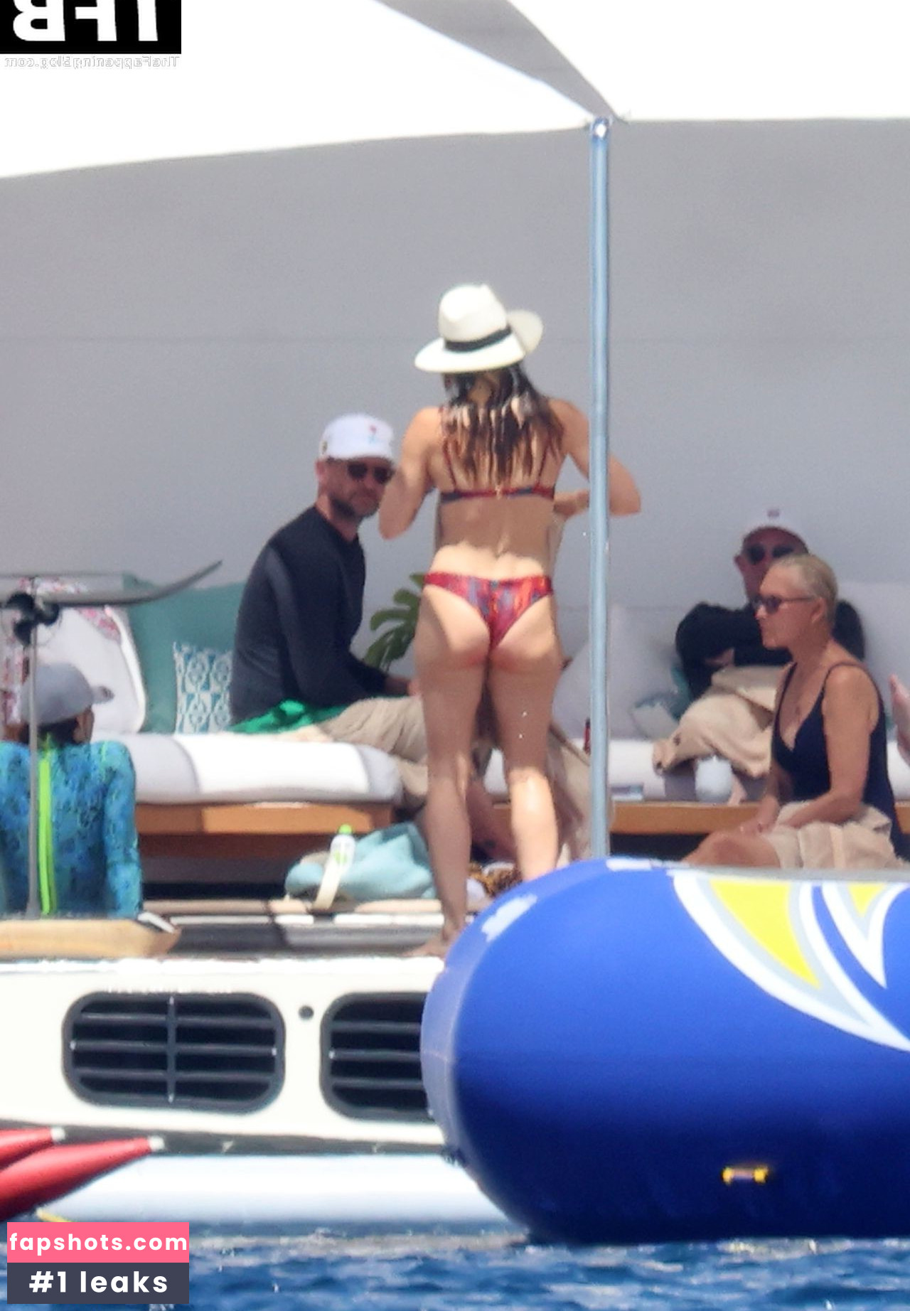 Jessica Biel gallery photo #302