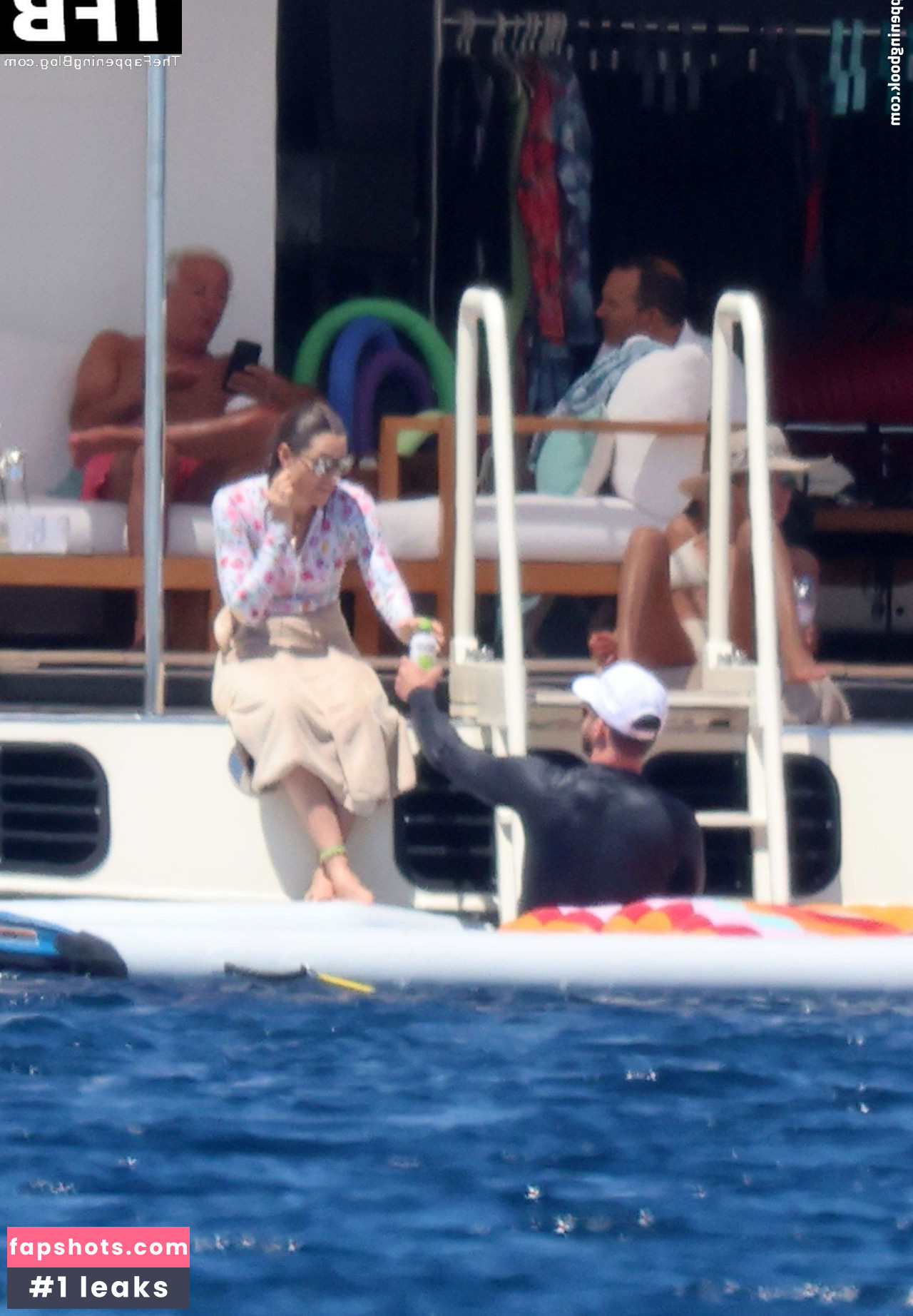 Jessica Biel gallery photo #320