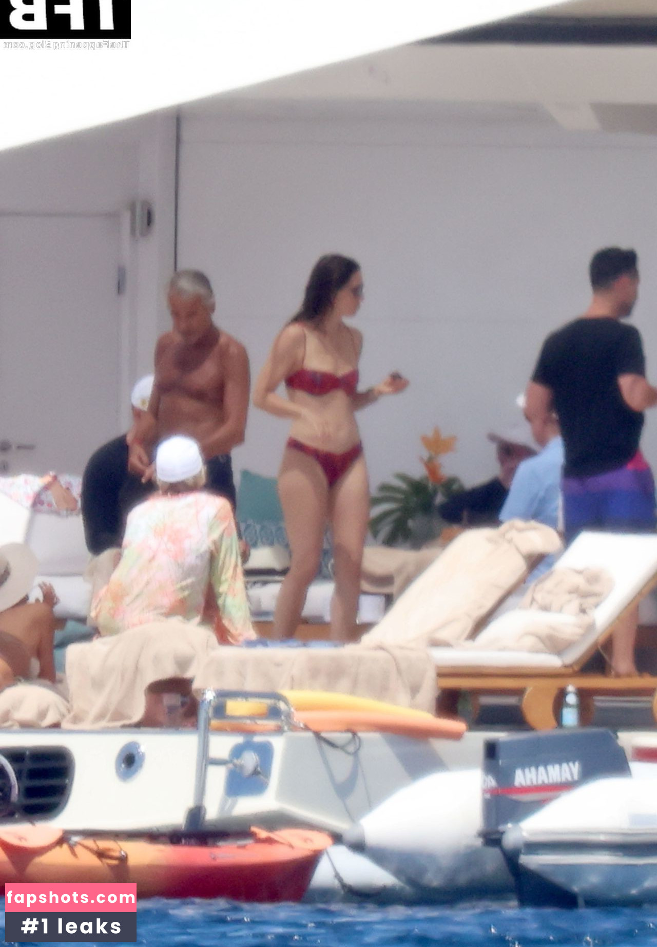 Jessica Biel gallery photo #324