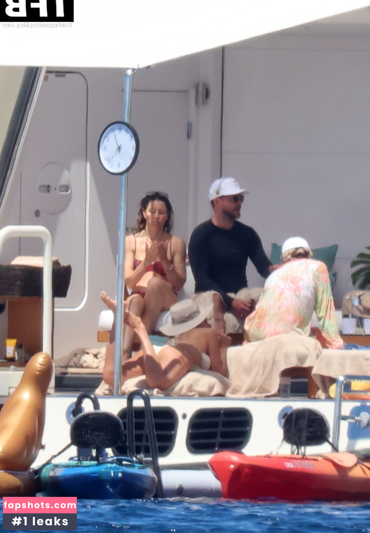 Jessica Biel gallery photo #330