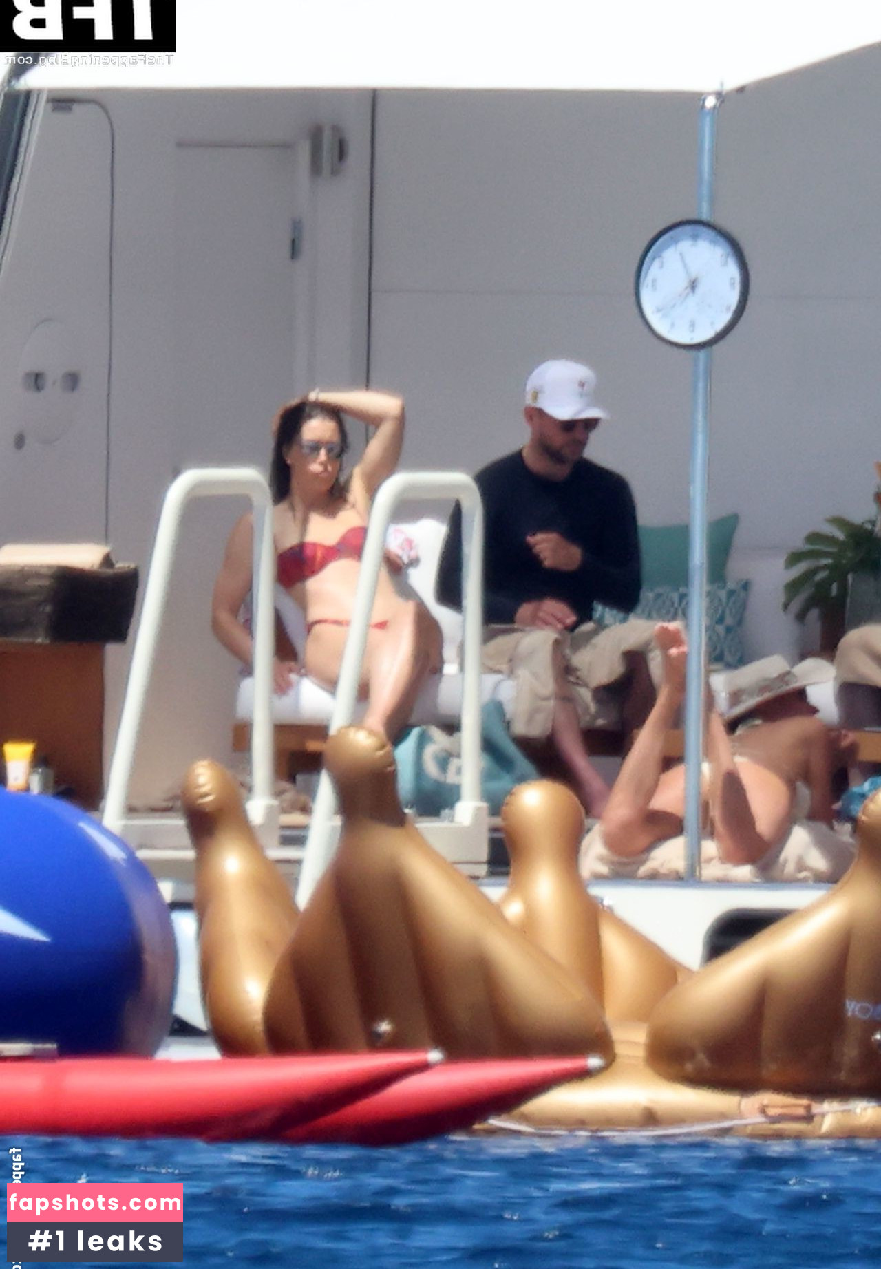 Jessica Biel gallery photo #333