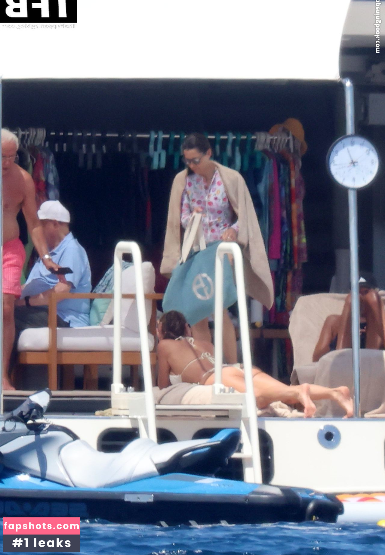 Jessica Biel gallery photo #337