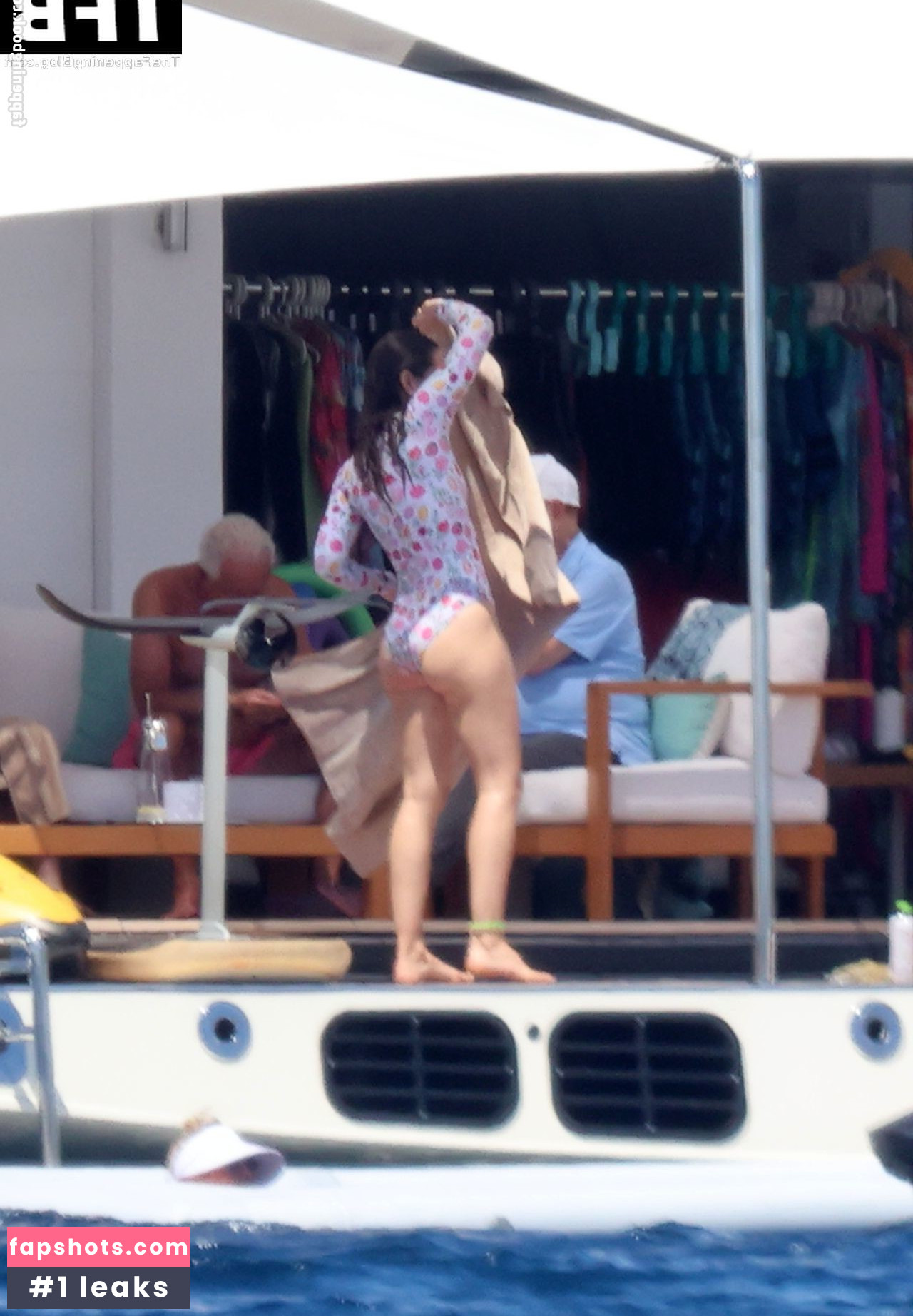 Jessica Biel gallery photo #339