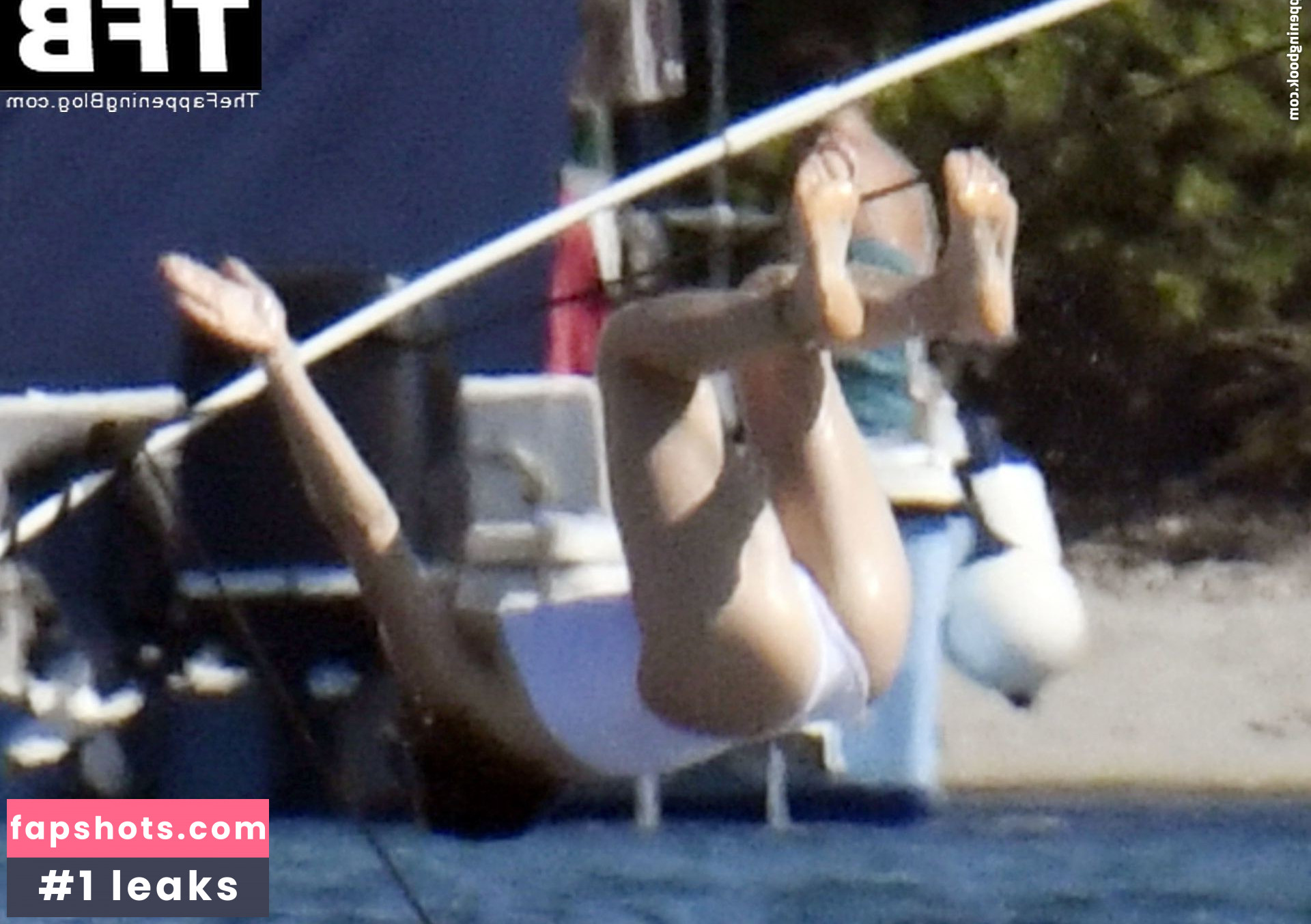 Jessica Biel gallery photo #365